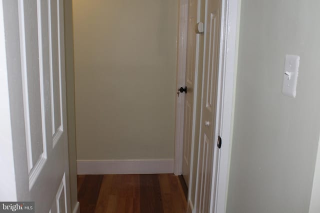130 Duvall Ln Unit 194-202, Gaithersburg, MD 20877 - hall with dark wood-style flooring and baseboards