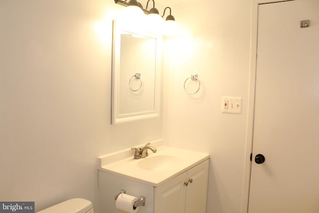 130 Duvall Ln Unit 194-202, Gaithersburg, MD 20877 - bathroom with vanity and toilet