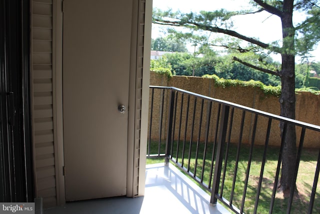 130 Duvall Ln Unit 194-202, Gaithersburg, MD 20877 - view of balcony