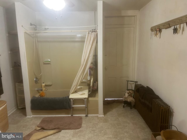 19 E Main St, Richland, PA 17087 - bathroom featuring shower / bathtub combination with curtain