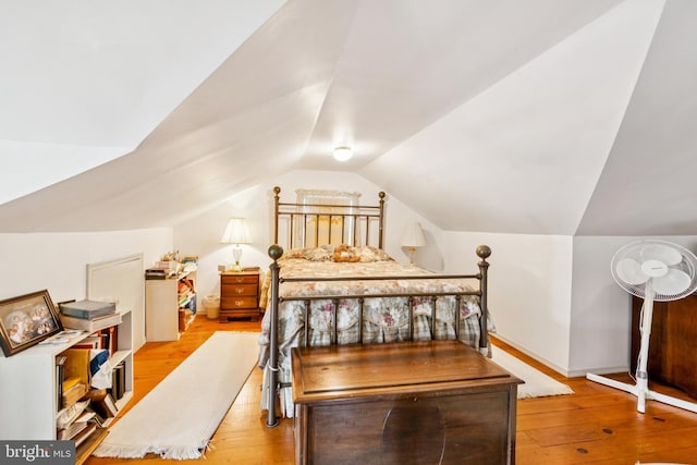 615 Convent Rd, Aston, PA 19014 - bedroom with hardwood / wood-style flooring and vaulted ceiling