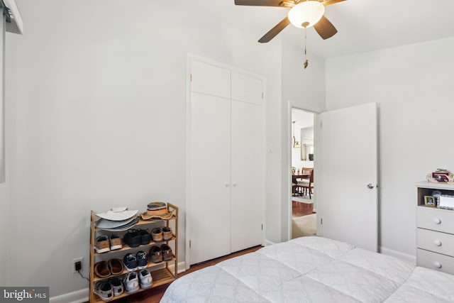 656 Windsor Ave, Maple Shade, NJ 08052 - bedroom featuring a closet, wood finished floors, and a ceiling fan