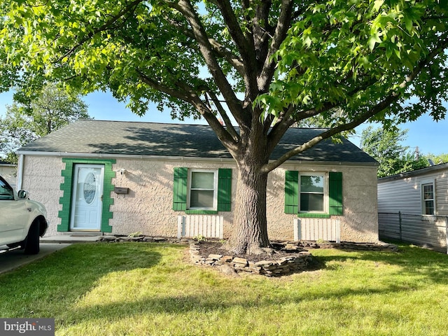211 May Ave, New Castle, DE 19720 - bungalow-style house with stucco siding and a shingled roof