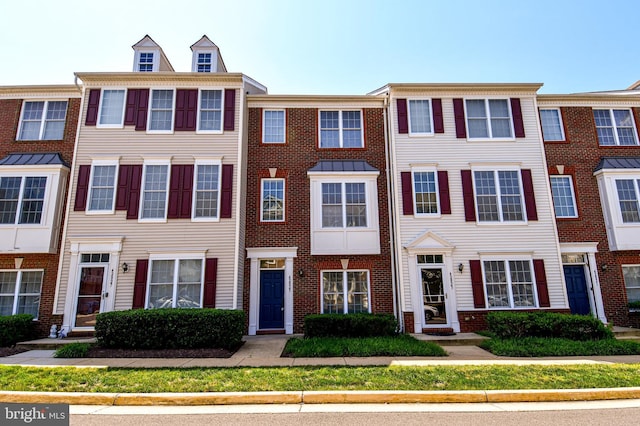 42825 Pamplin Ter, Chantilly, VA 20152 - townhome / multi-family property featuring brick siding