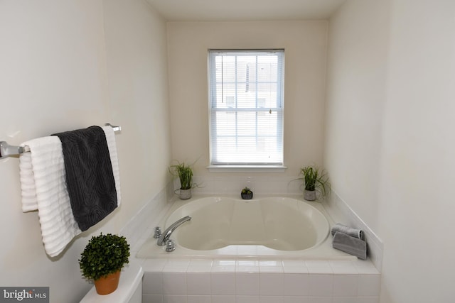 42825 Pamplin Ter, Chantilly, VA 20152 - bathroom with a garden tub