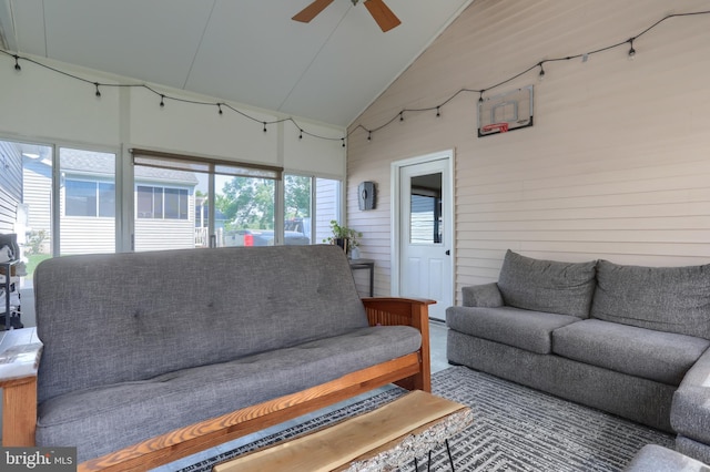 112 Lynmar Ave, Palmyra, PA 17078 - sunroom / solarium featuring vaulted ceiling