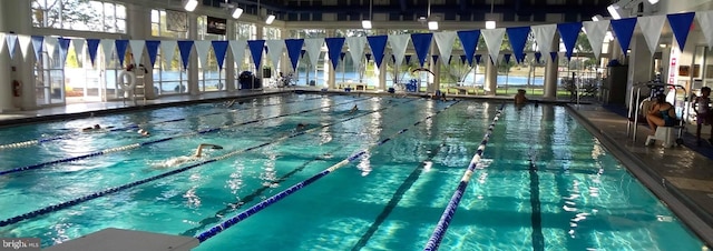 44035 Kings Arms Sq, Ashburn, VA 20147 - view of pool