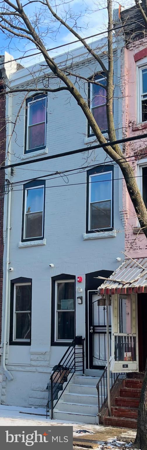 2647 N 17th St, Philadelphia, PA 19132 - view of front facade