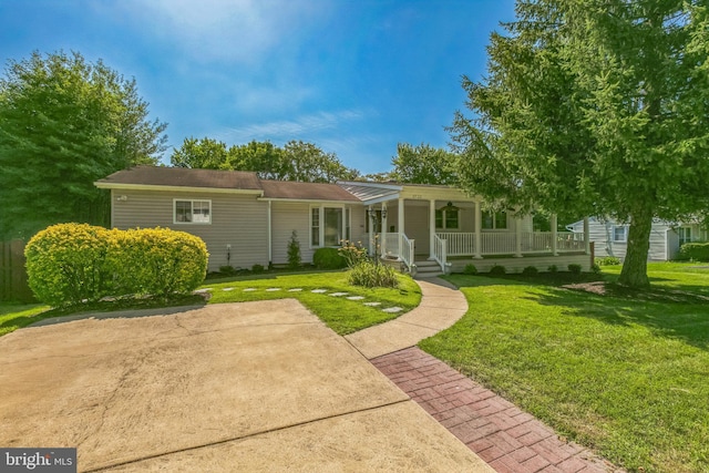 5722 Larpin Ln, Alexandria, VA 22310 - view of front of house with covered porch and a front lawn