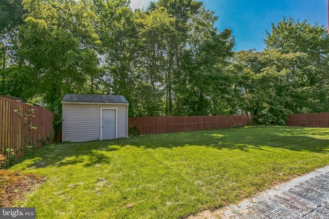 5722 Larpin Ln, Alexandria, VA 22310 - fenced backyard with a storage shed