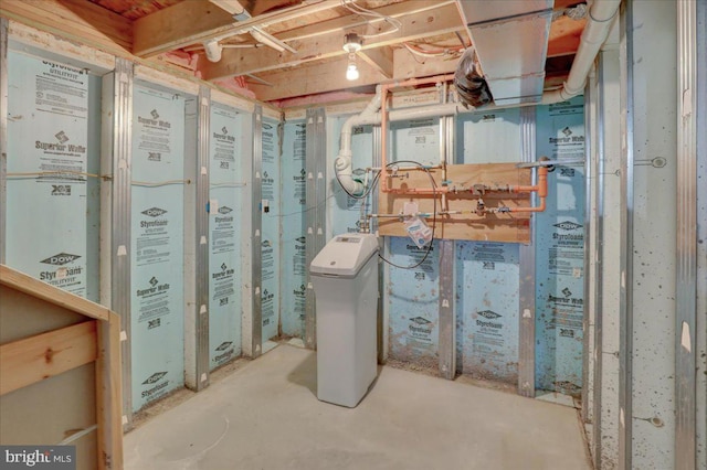 284 S Village Cir, Palmyra, PA 17078 - unfinished basement with a water softener