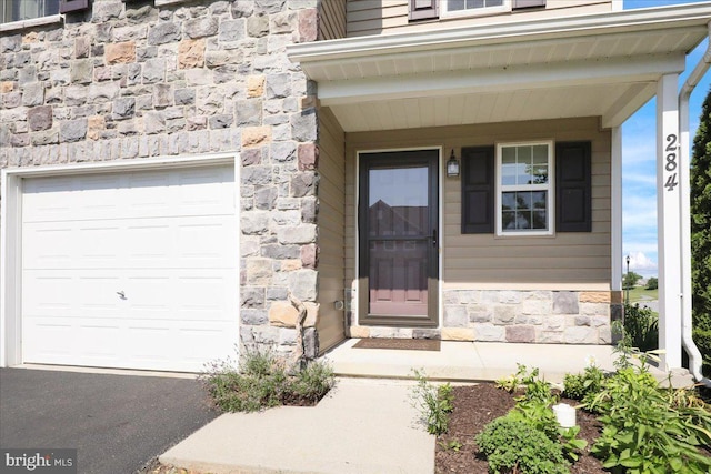 284 S Village Cir, Palmyra, PA 17078 - entrance to property featuring stone siding