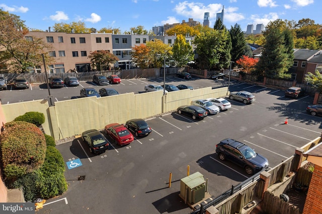 825 N 29th St Unit 5G, Philadelphia, PA 19130 - view of uncovered parking lot