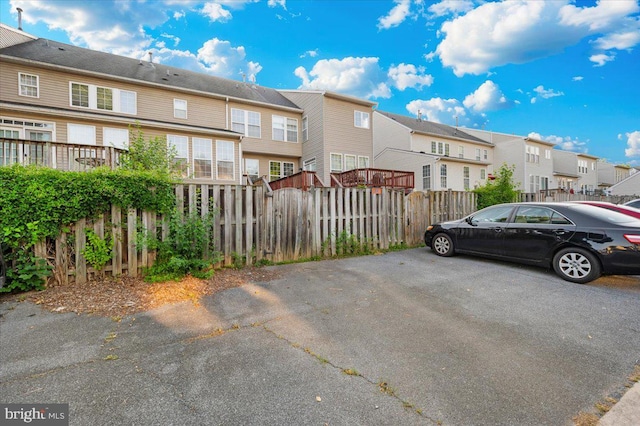 1724 Derrs Sq E, Frederick, MD 21701 - rear view of property with a residential view