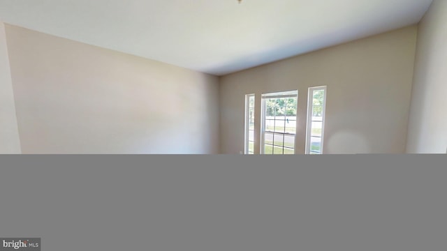 8117 Grayden Ln, Brandywine, MD 20613 - view of unfurnished room