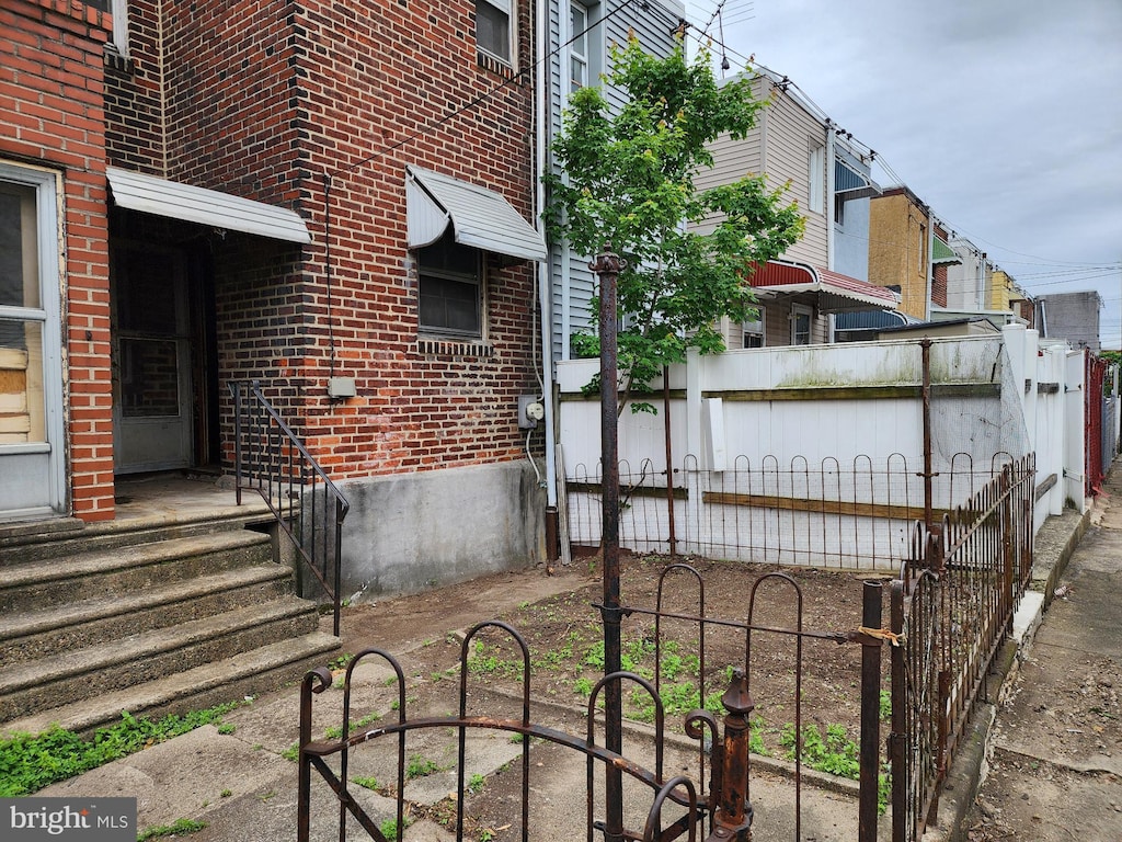 2912 S Smedley St, Philadelphia, PA 19145 - view of side of property featuring brick siding
