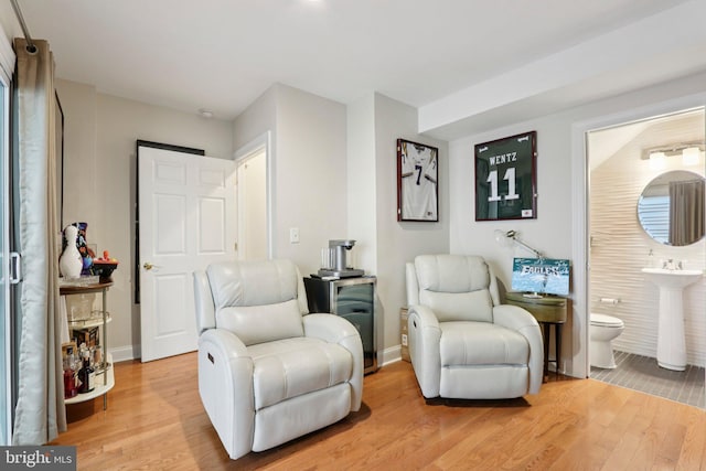 929 S 18th St, Philadelphia, PA 19146 - living area featuring wood finished floors