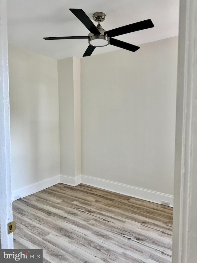 538 S Lime St, Lancaster, PA 17602 - spare room with ceiling fan and wood finished floors