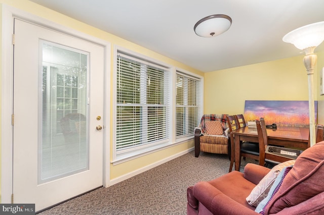 1866 Wexford Rd, Palmyra, PA 17078 - carpeted living area with baseboards