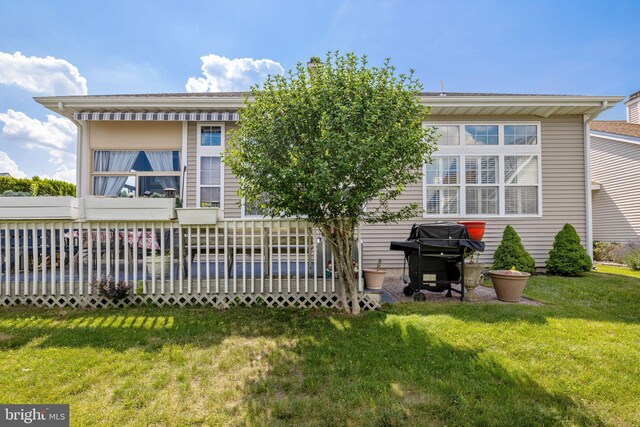 2 Woodlake Ct, Barnegat, NJ 08005