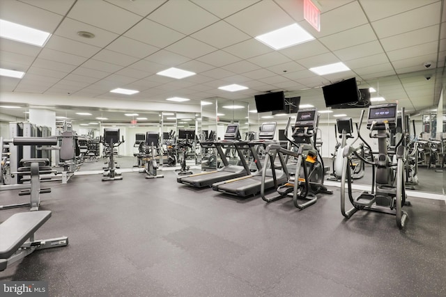 601 Pennsylvania Ave NW Unit 812, Washington, DC 20004 - exercise room with a paneled ceiling