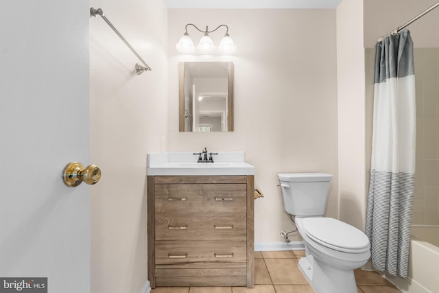 2802B Yarmouth Ln, Mount Laurel, NJ 08054 - bathroom featuring vanity, tile patterned flooring, and shower / bath combination with curtain