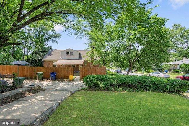4618 Arabia Ave, Baltimore, MD 21214 - view of fenced front yard