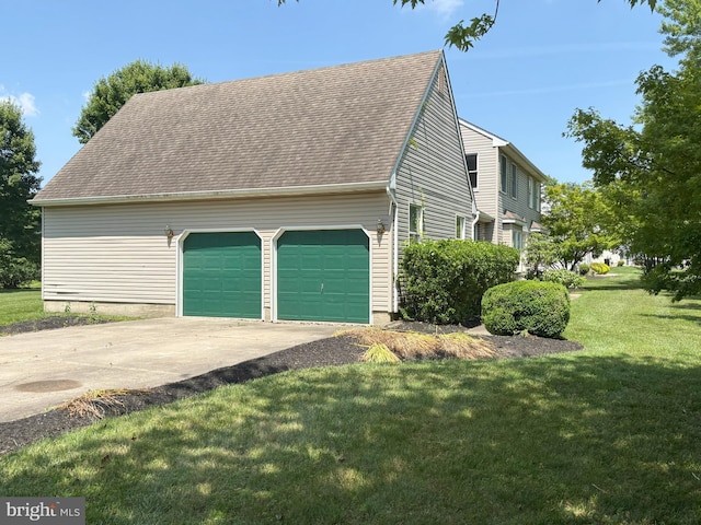 33 High Meadows Dr, Mullica Hill, NJ 08062 - view of side of property featuring a yard, driveway, an attached garage, and a shingled roof