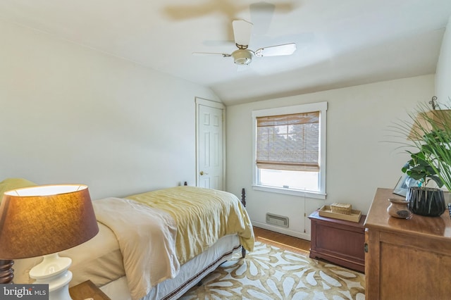 238 Winding Way Rd, Stratford, NJ 08084 - bedroom featuring wood finished floors, lofted ceiling, and a ceiling fan