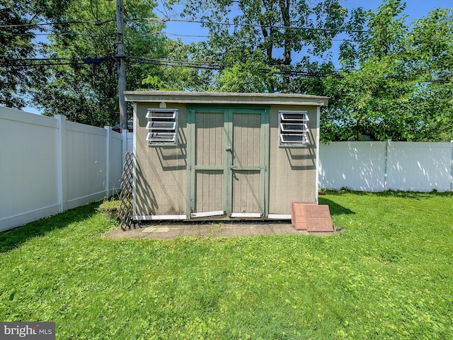616 Glenfield Ave, Glenolden, PA 19036 - view of shed featuring a fenced backyard