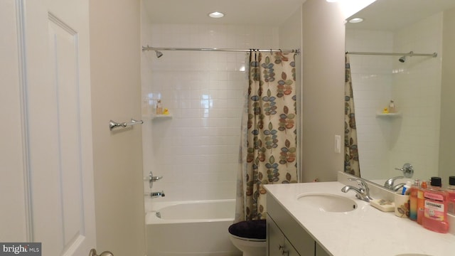 12507 Olivine Ct, Hagerstown, MD 21740 - bathroom featuring shower / bath combo, double vanity, and recessed lighting
