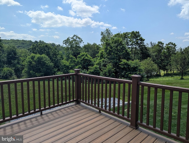 43 Helene Ct, Hamburg, PA 19526 - deck with a lawn