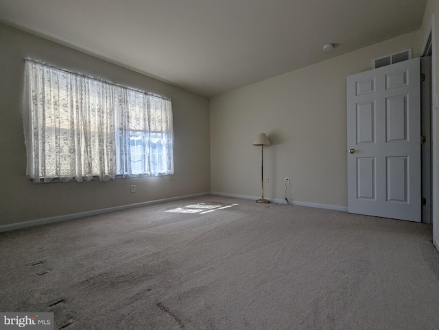 43 Helene Ct, Hamburg, PA 19526 - unfurnished room with carpet and a smoke detector