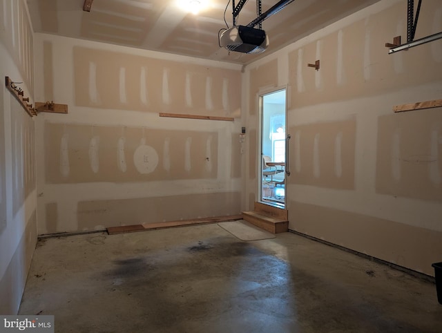 43 Helene Ct, Hamburg, PA 19526 - garage with a garage door opener