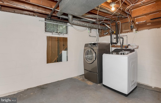 15 Constance Dr, Hamilton, NJ 08620 - laundry room featuring washing machine and dryer and concrete block wall