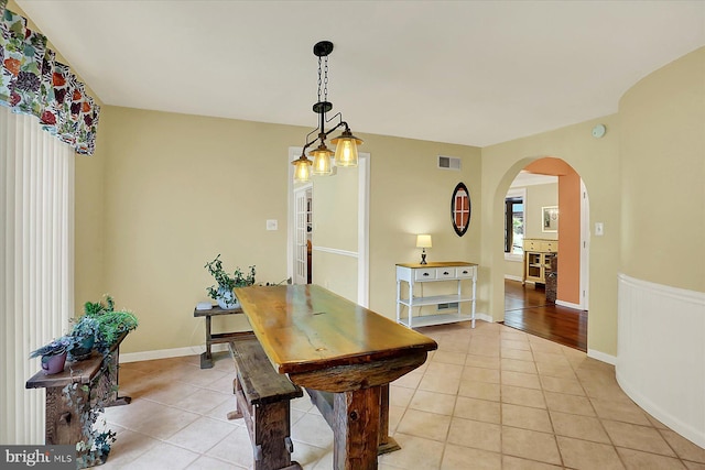 615 Beinhower Rd, Etters, PA 17319 - dining room featuring arched walkways and light tile patterned flooring