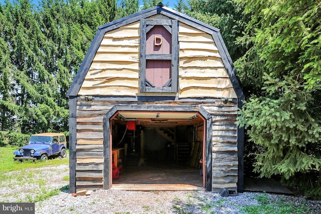 615 Beinhower Rd, Etters, PA 17319 - view of outbuilding featuring a garage