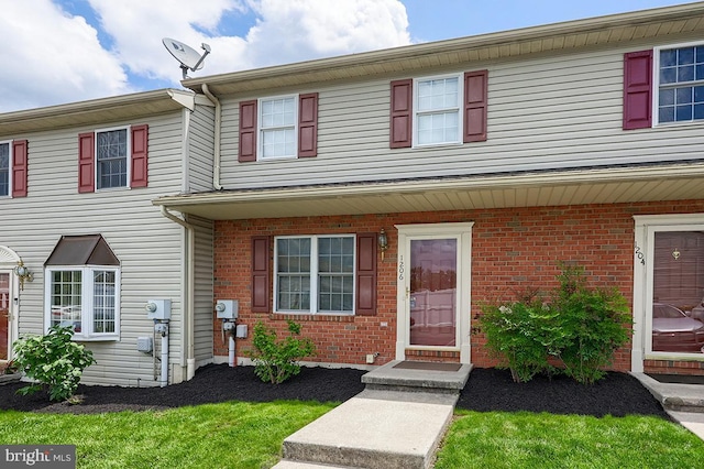 1206 Fredrick Blvd, Reading, PA 19605 - townhome / multi-family property with brick siding