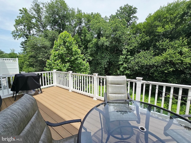 921 Sandy Run Rd, Baltimore, MD 21220 - wooden deck with grilling area