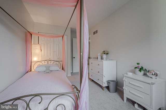 642 Lamplighter Way, Hockessin, DE 19707 - bedroom with light carpet