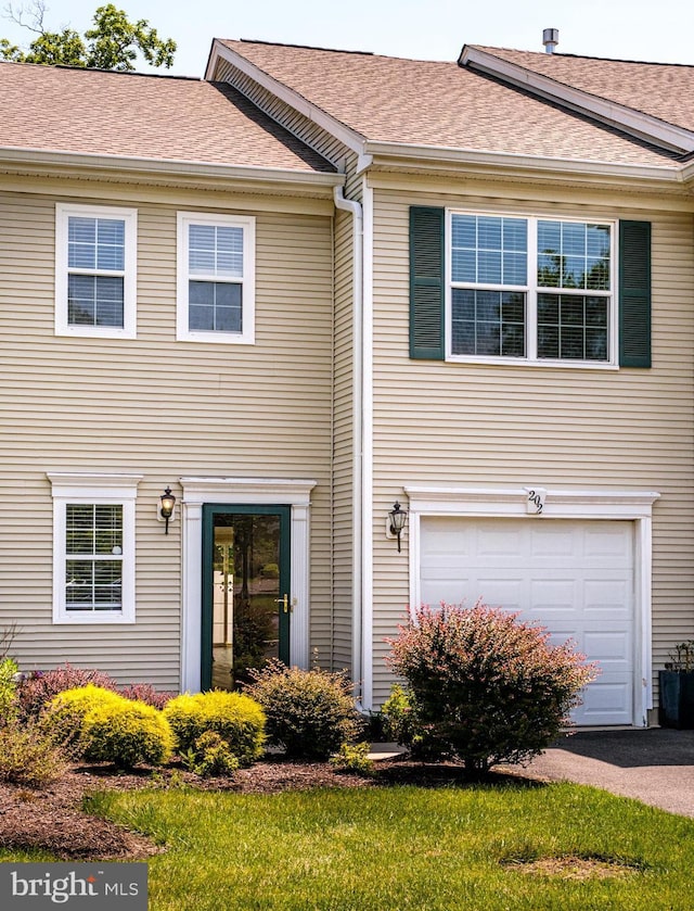 202 Park Knl, Princeton, NJ 08540 - view of front facade featuring a garage