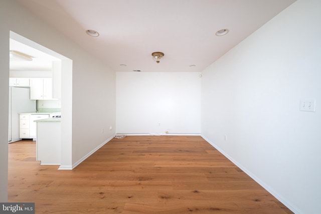 202 Park Knl, Princeton, NJ 08540 - empty room with light wood-type flooring and recessed lighting