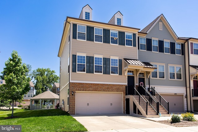 415 Tall Oaks Dr, Warminster, PA 18974