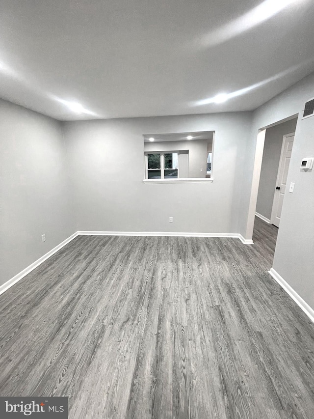 54 Liborio Ln, New Castle, DE 19720 - empty room featuring wood finished floors and baseboards