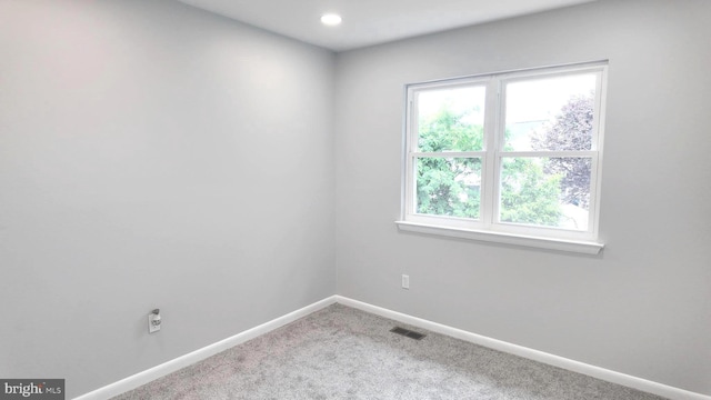 54 Liborio Ln, New Castle, DE 19720 - carpeted spare room featuring baseboards and recessed lighting
