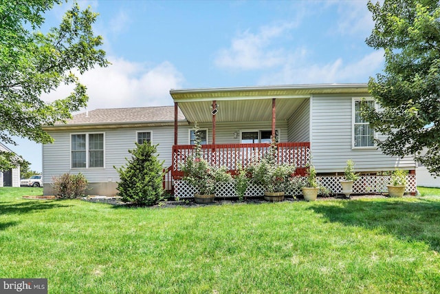 60 Joan Dr, York, PA 17404 - back of property with a yard