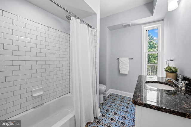 239 W Lafayette Ave, Baltimore, MD 21217 - full bath featuring vanity, shower / bath combo, and tile patterned floors