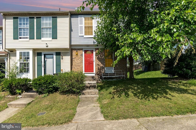 845 Angel Valley Ct, Edgewood, MD 21040 - multi unit property featuring a front yard