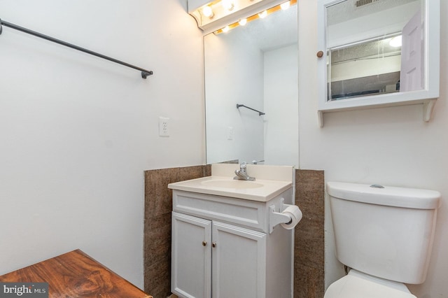 845 Angel Valley Ct, Edgewood, MD 21040 - bathroom with vanity and toilet