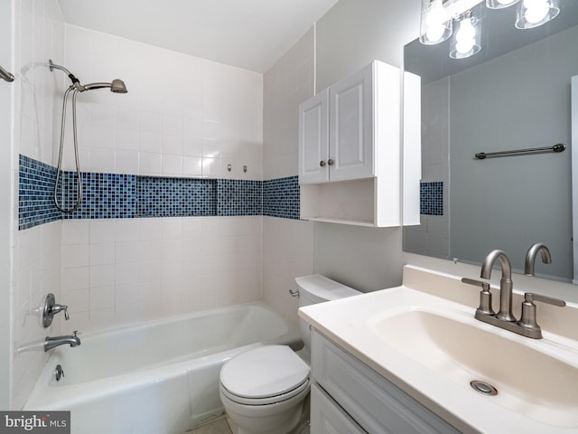 14901 Joshua Tree Rd, North Potomac, MD 20878 - bathroom with vanity and washtub / shower combination
